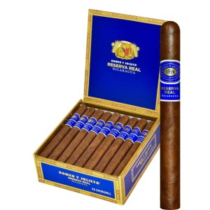 Romeo y Julieta Reserva Real Nicaragua Churchill