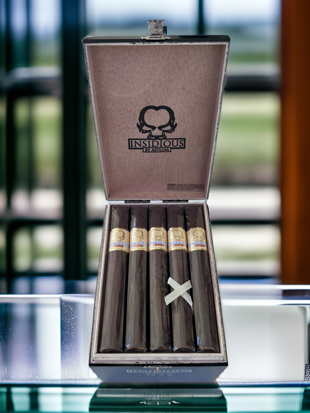 Asylum Insidious Maduro 6 x 52